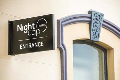 Nightcap At Exeter Hotel - Accommodation Main Beach 19