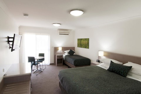 Loxton Community Hotel Motel - Accommodation Main Beach 12