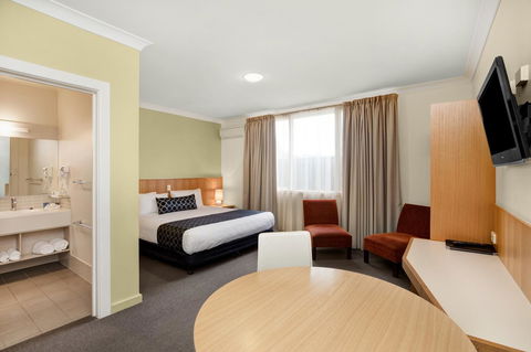 Adelaide Road Motor Lodge - Accommodation Main Beach 13