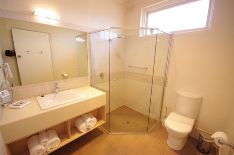 Adelaide Road Motor Lodge - Accommodation Main Beach 38