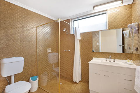 Adelaide Road Motor Lodge - Accommodation Main Beach 30