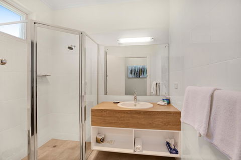 Adelaide Road Motor Lodge - Accommodation Main Beach 24