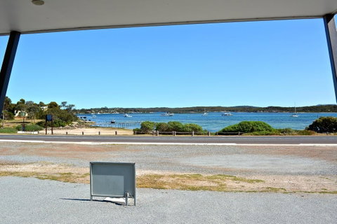 Beachview - Accommodation Main Beach 34