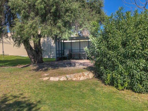 Beachview - Accommodation Main Beach 29