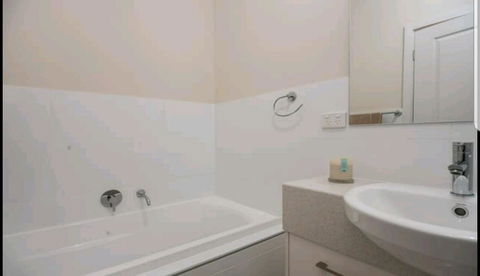 Belford Luxury * New * Clean * Cafes * Near CBD - Accommodation Main Beach 6