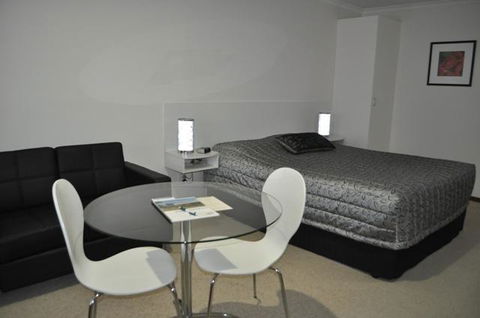 Keith Motor Inn - Accommodation Main Beach 11