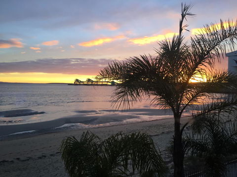 Hilton Beachfront Motel - Accommodation Main Beach 28