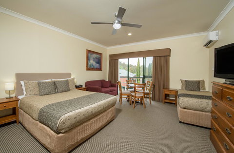 Clare Country Club - Accommodation Main Beach 18