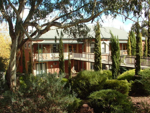 Clare Country Club - Accommodation Main Beach 2