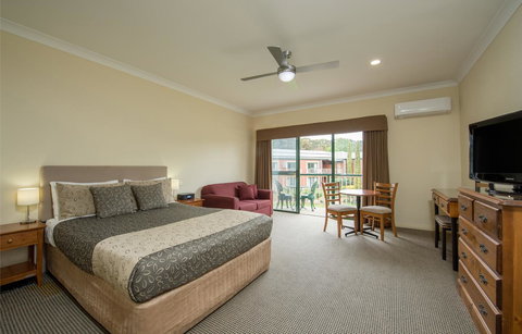 Clare Country Club - Accommodation Main Beach 22