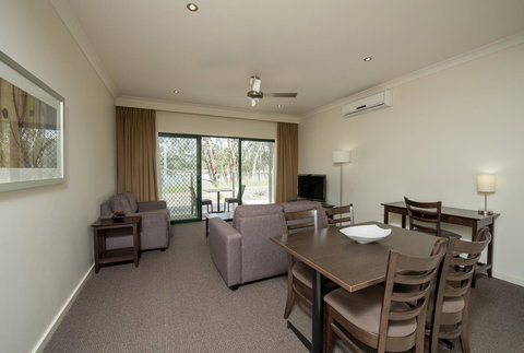 Clare Country Club - Accommodation Main Beach 14