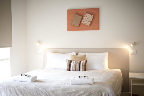 The Bluff Resort Apartments - Accommodation Main Beach 44