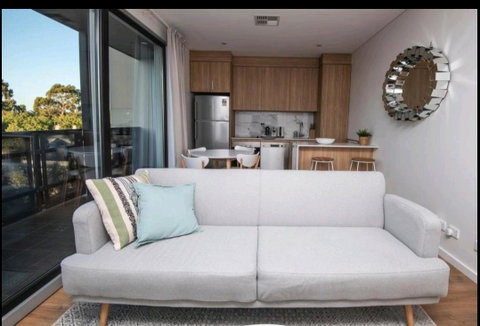Wisteria Apartments - Accommodation Main Beach 0