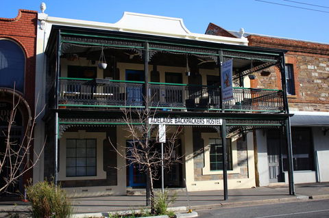 My Place & Adelaide Backpackers Hostel - Accommodation Main Beach 38