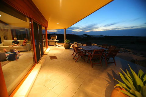 Almonta Park Lodge - Accommodation Main Beach 3