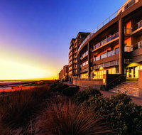 Apartments  16 Holdfast - Accommodation Main Beach