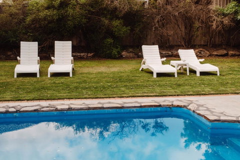 Barossa Weintal Hotel - Accommodation Main Beach 1