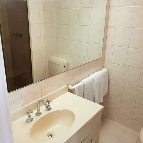 Barossa Weintal Hotel - Accommodation Main Beach 16