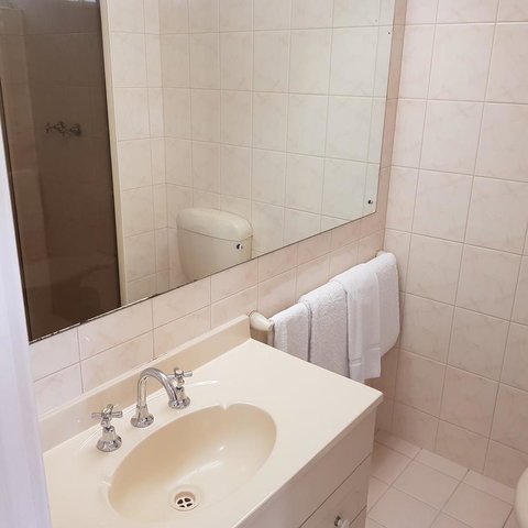 Barossa Weintal Hotel - Accommodation Main Beach 19