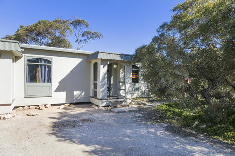 Border Village Roadhouse - Accommodation Main Beach 37