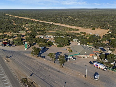 Border Village Roadhouse - Accommodation Main Beach 20