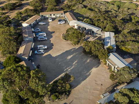 Border Village Roadhouse - Accommodation Main Beach 16