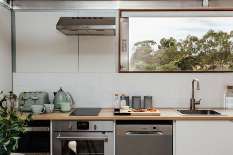 The Villas - Barossa - Accommodation Main Beach 4