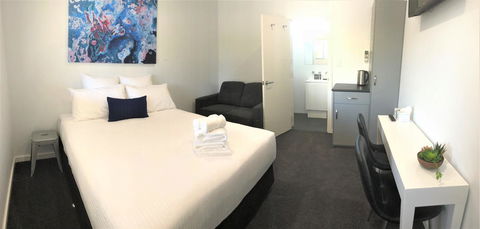 The Avenue Inn - Accommodation Main Beach 19