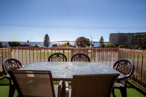 Blue Seas Motel - Accommodation Main Beach 7