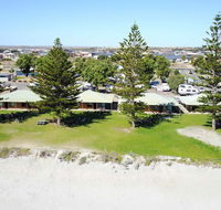 Wallaroo Holiday Park - Accommodation Main Beach
