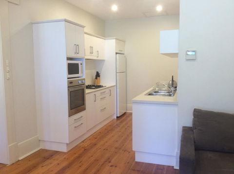 Parkview Apartment - Grandview House & Apartments - Accommodation Main Beach 4