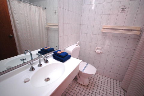 Burra Motor Inn - Accommodation Main Beach 43