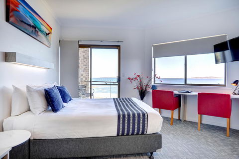 Limani Motel - Accommodation Main Beach 33