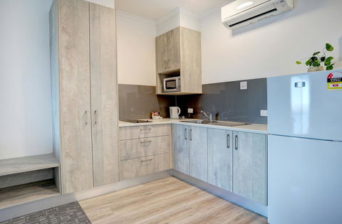 Limani Motel - Accommodation Main Beach 20