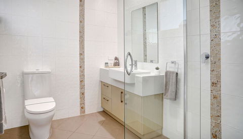 Limani Motel - Accommodation Main Beach 25