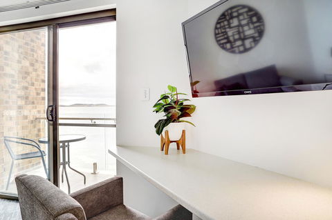 Limani Motel - Accommodation Main Beach 26