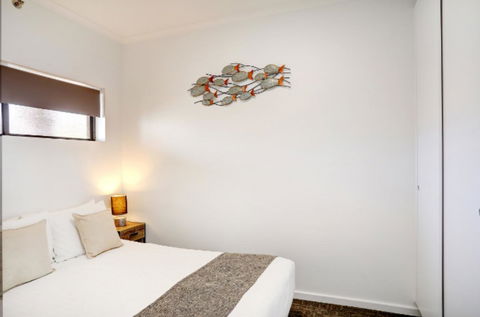 Limani Motel - Accommodation Main Beach 42
