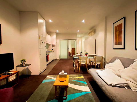 Project BNB On York - Accommodation Main Beach 7