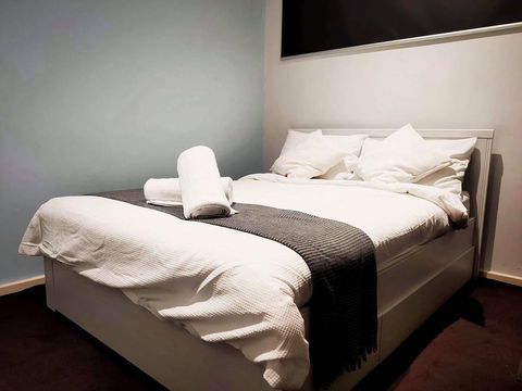Project BNB On York - Accommodation Main Beach 5