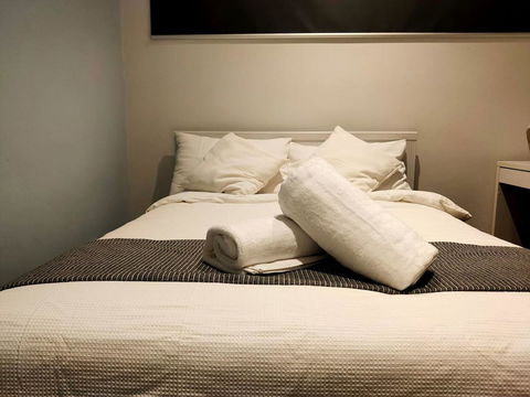 Project BNB On York - Accommodation Main Beach 12