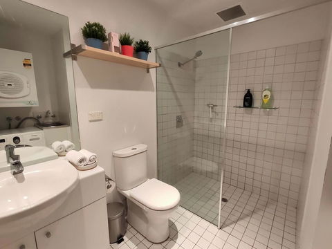 Project BNB On York - Accommodation Main Beach 1
