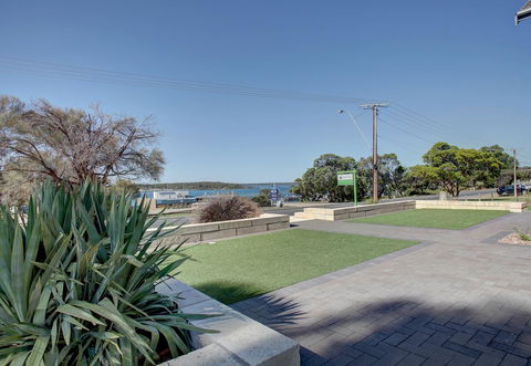 Bay Bliss - Accommodation Main Beach 5