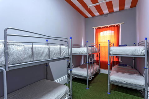Tequila Sunrise Hostel Adelaide - Accommodation Main Beach 11