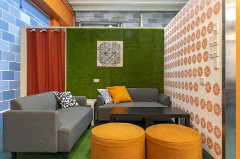 Tequila Sunrise Hostel Adelaide - Accommodation Main Beach 2