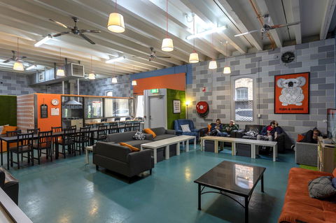 Tequila Sunrise Hostel Adelaide - Accommodation Main Beach 19