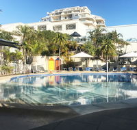 Ramada Resort by Wyndham Shoal Bay - Accommodation Main Beach