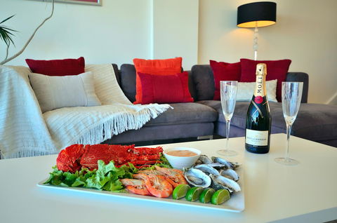 Adelaide Luxury Beach House - Accommodation Main Beach 28