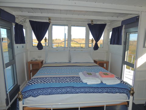 PS Federal Retreat Paddle Steamer Goolwa - Accommodation Main Beach 25