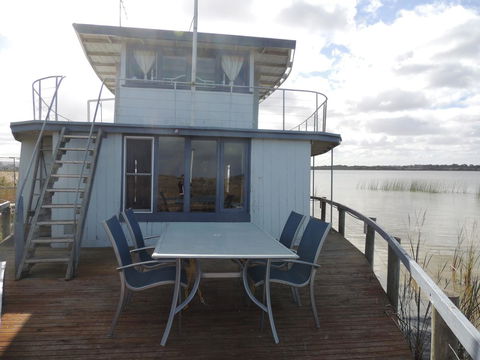 PS Federal Retreat Paddle Steamer Goolwa - Accommodation Main Beach 34