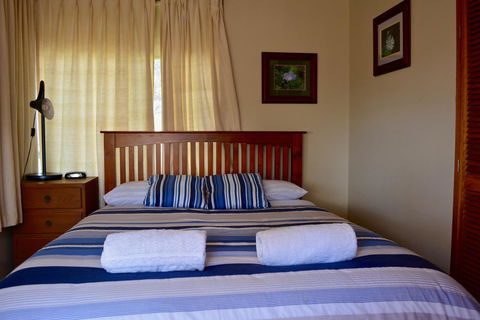 Dolphinview - Accommodation Main Beach 6